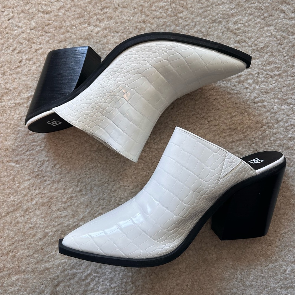 White wedges